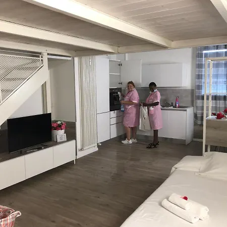 Apartament Le Di Luna Rossella *
