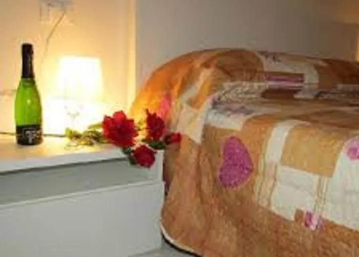 Le Di Luna Rossella בולוניה