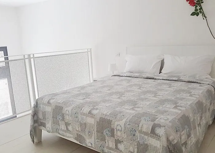 Le Di Luna Rossella アパート ボローニャ