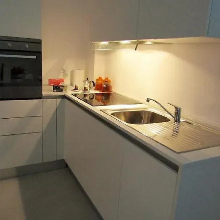 Le Di Luna Rossella アパート